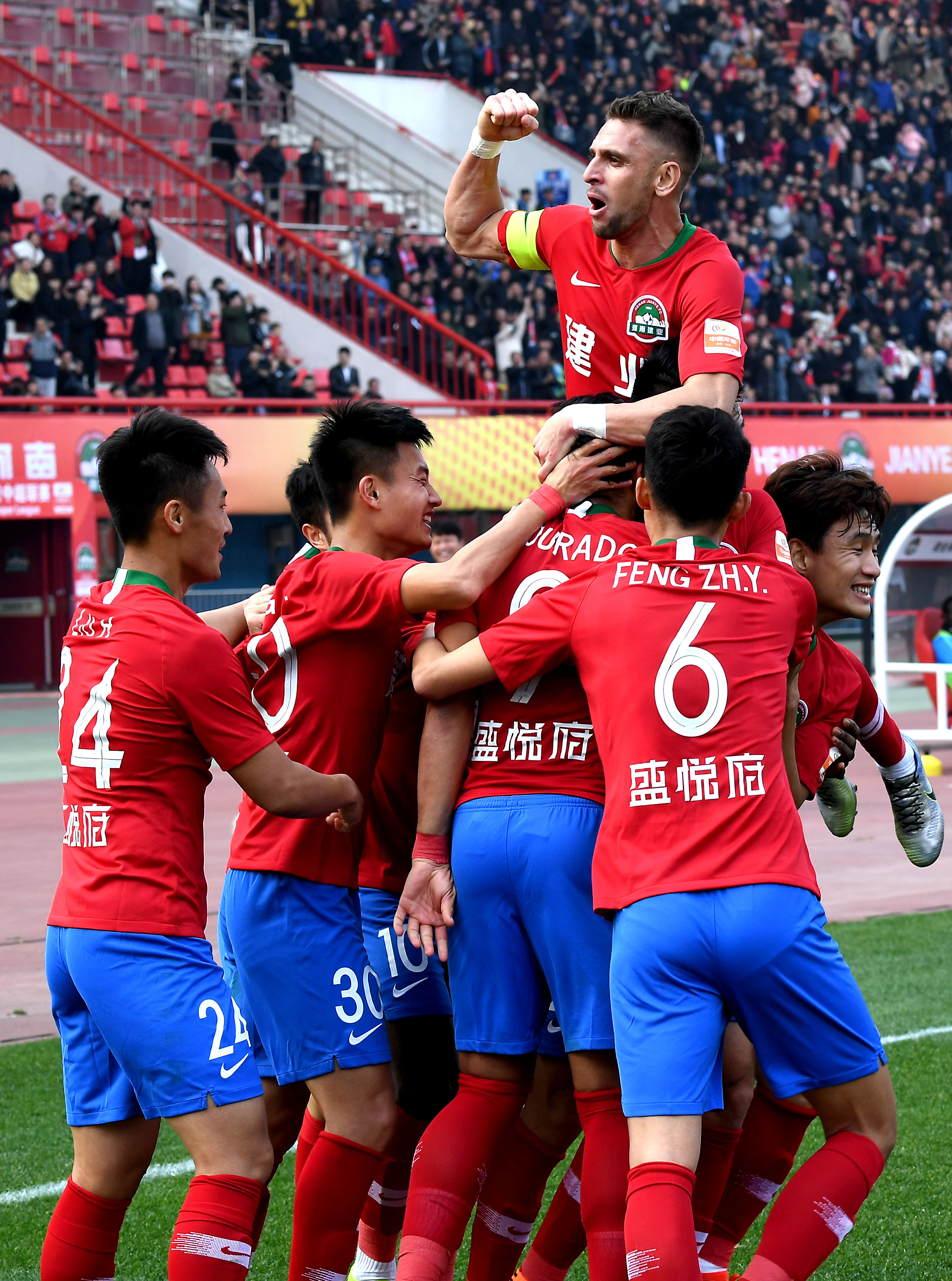 伊尔泽：从电工到带霍村德甲竞争欧冠席位我是如