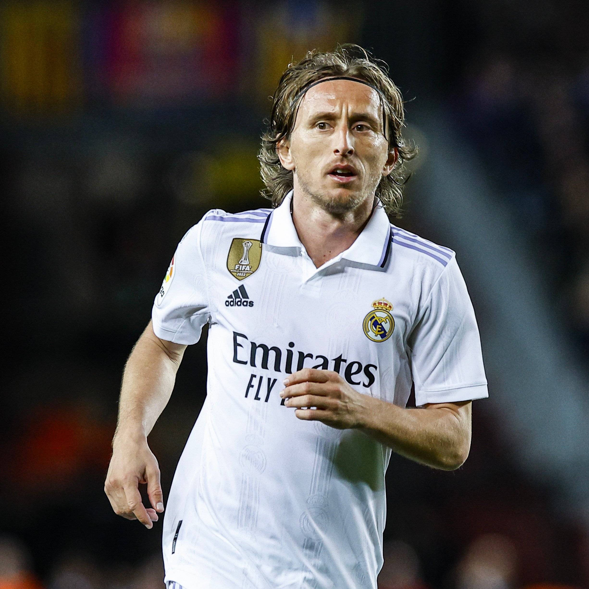 半场战报：比萨0-0克雷莫内塞