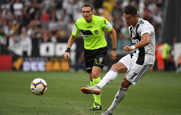 末节被弃用！周琦高效砍两双，杀伤力十足无奈罚球一般