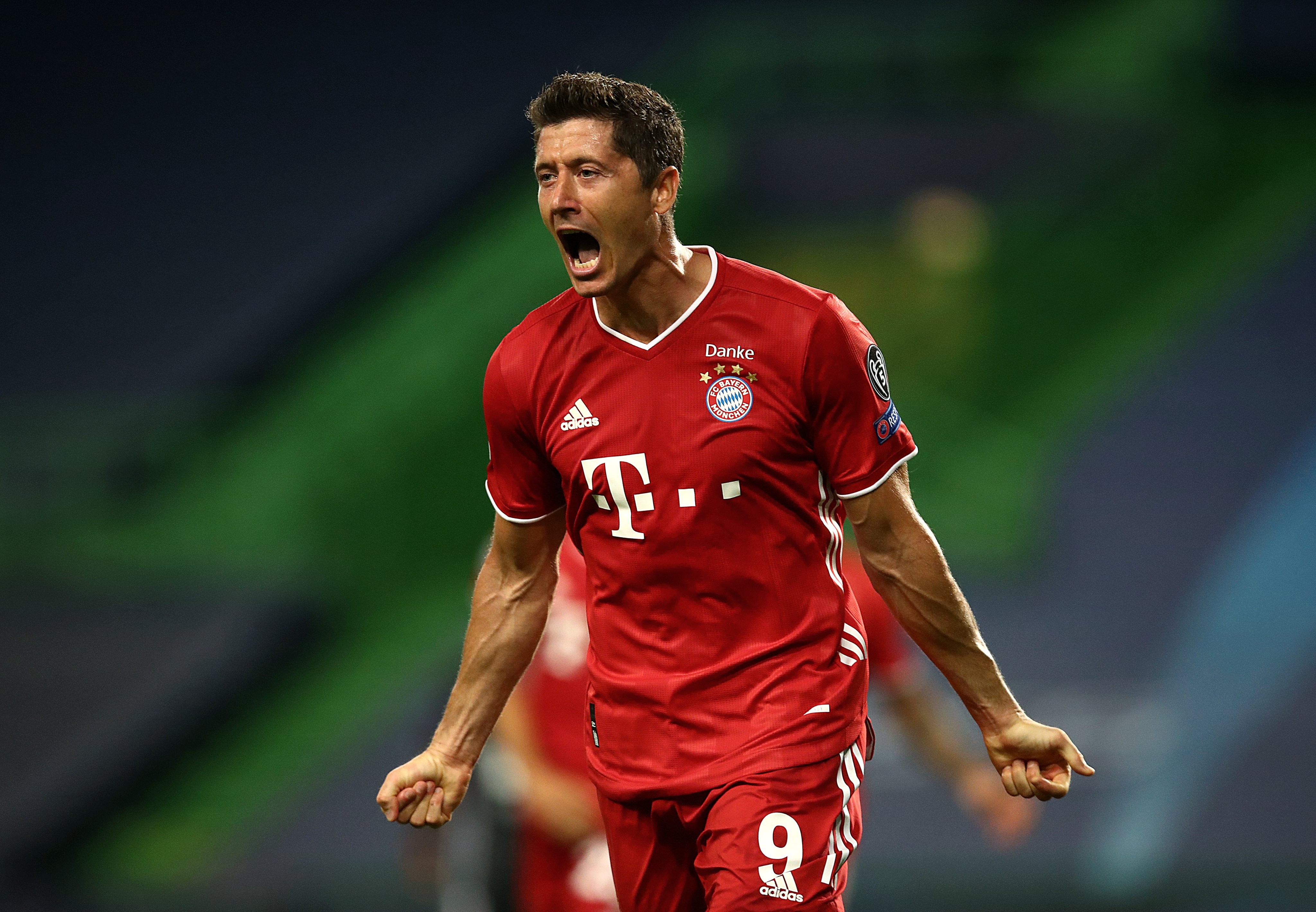 麦克丹尼尔斯第三节5中5轰12分，带领森林狼迫近比分