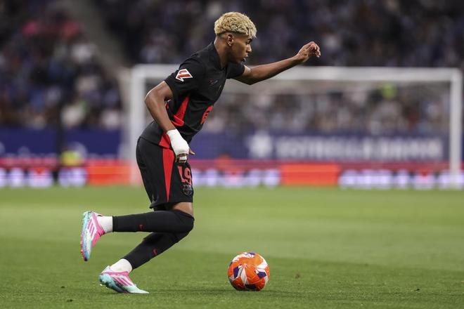 上汽旗下新能源品牌智己汽车赞助中国香港队，赞助费超100万