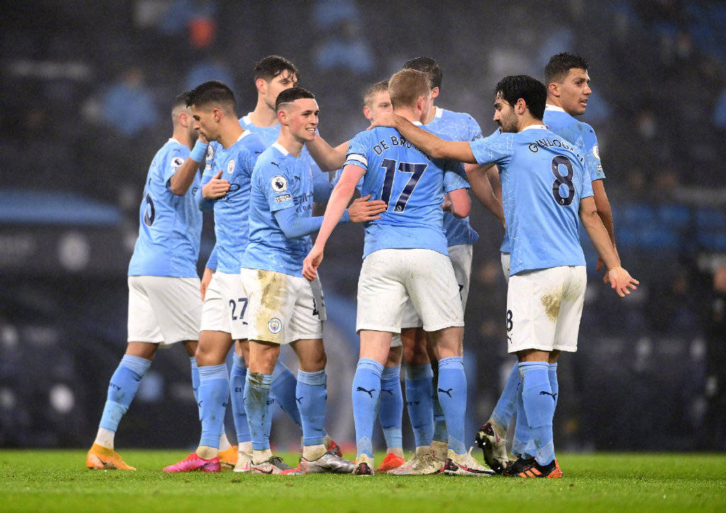 世体：沙特方面确认，明年夏天才会和莱万、吕迪格等谈转会